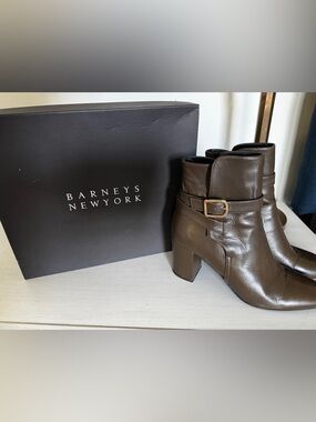 Barneys New York Olive Green Leather Ankle Booties with Buckle Strap, orig $698!